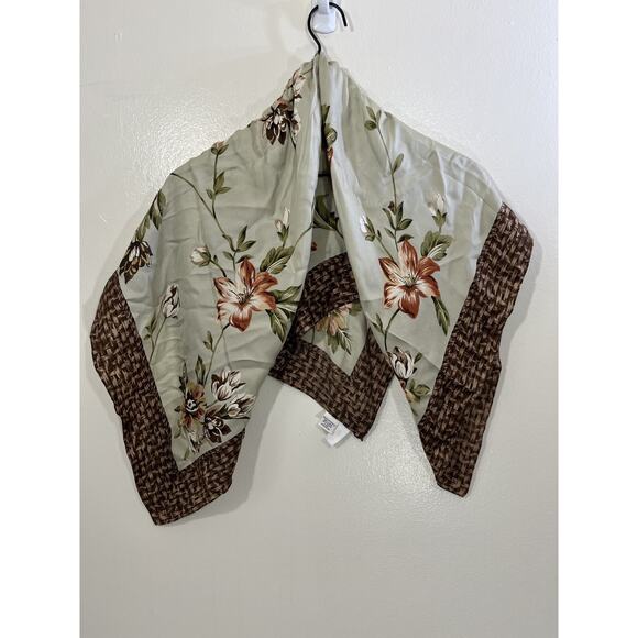Silk Floral Square Scarf Romantic Coquette Granny Quiet Luxury Resort Made Japan - Picture 1 of 11